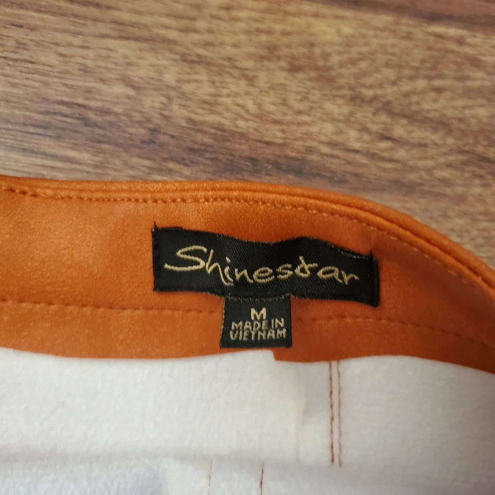 Shinestar Size Medium Orange Faux Leather Mini Skirt - Picture 3 of 5